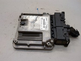 Блок управления двигателем Opel Astra 2006-2014, 55590420