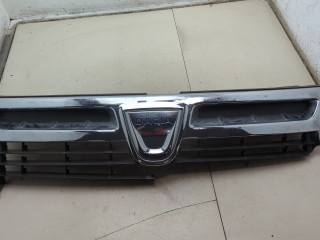 Решетка радиатора, ориг. номер 620780003R, Dacia Duster 2013-2017