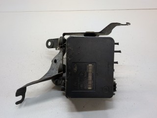 Блок АБС, насос (ABS, ESP, ASR) Mazda 2 2003-2005, D3Y1437A0