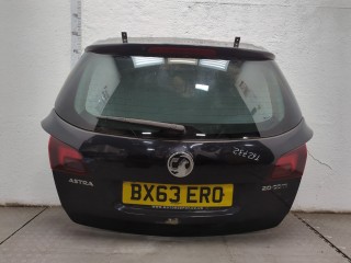 Крышка (дверь) багажника Opel Astra 2006-2014