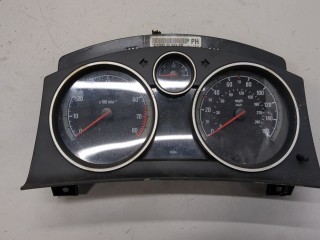 Щиток приборов (приборная панель) Opel Zafira B 2005-2008, левый руль, 6260679