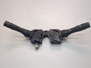 Переключатель поворотов и дворников (стрекоза) Nissan Juke 2010-2014