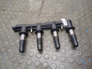 Катушка зажигания Opel Astra 2006-2014, 55584404