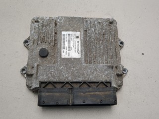 Блок управления двигателем Opel Corsa 2006-2011, 55195814