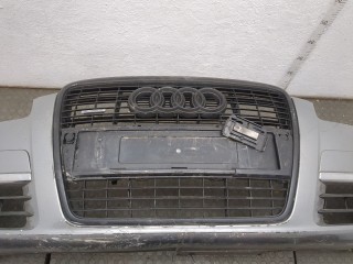 Бампер передний, ориг. номер 4F0807105C, Audi A6 2001-2005