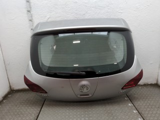 Крышка (дверь) багажника Opel Astra 2006-2014