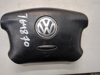 Подушка безопасности водителя Volkswagen Sharan 2003-2010, левый руль, 7M3880201E
