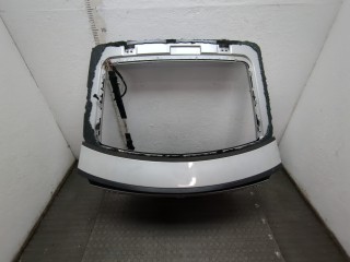Кнопка открывания багажника с крышки Mercedes C W203 2000-2004, A2037401093