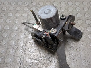 Блок АБС, насос (ABS, ESP, ASR) Toyota Corolla Verso 2004-2007
