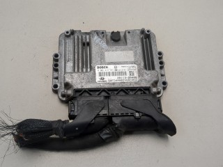 Блок управления двигателем Hyundai i30 2007-2010