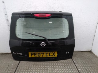Обшивка крышки (двери) багажника Nissan Note E11 2005-2008
