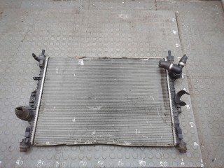 Радиатор охлаждения двигателя Ford Kuga 2008-2013, 2.0 л, МКПП