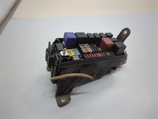 Блок предохранителей Toyota 4 Runner 2000-2003