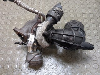 Патрубок корпуса воздушного фильтра Audi A4 2004-2009, 2.0 л, дизель, 8E0139615