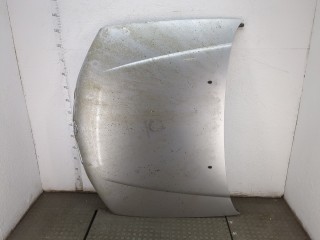 Обшивка капота Nissan Primera 1996-2000