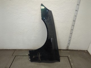 Крыло левое переднее Mercedes C W203 2004-2008