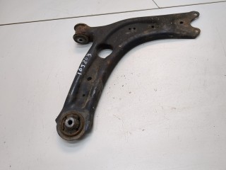 Рычаг подвески правый передний Volkswagen Passat 8 2014-2021, 3Q0407152E