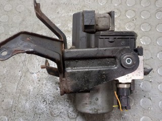 Блок АБС, насос (ABS, ESP, ASR) Toyota Avensis 2 2006-2009