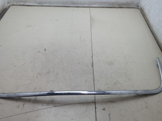 Молдинг бампера Volkswagen Passat 2000-2005