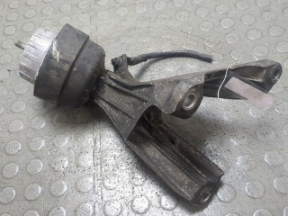 Подушка крепления двигателя правая Audi A6 2004-2008, 2.0 л, дизель