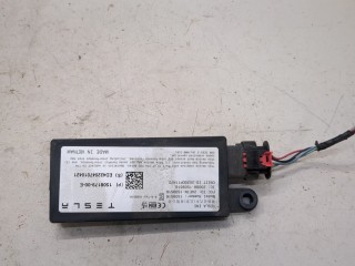 Антенна Tesla Model Y 2020-2026, 150817900E