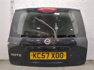 Обшивка крышки (двери) багажника Nissan Note E11 2005-2008