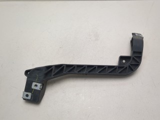 Кронштейн бампера правый передний Mercedes GL-Класс 2012-2016, A1666263731