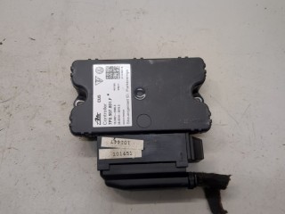 Блок управления стояночным тормозом Volkswagen Touareg 2010-2014, 7P0907801F