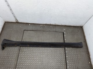 Накладка на порог правая передняя Nissan Juke 2010-2014
