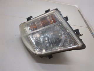 Фара (передняя) правая Nissan Navara 2005-2010