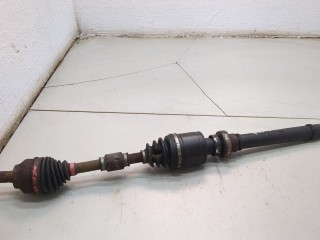 Полуось (приводной вал, шрус) правая передняя Mazda 3 2008-2011, МКПП