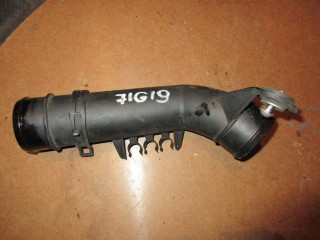 Патрубок интеркулера Volkswagen Passat B6 2005-2010