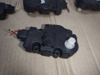 Моторчик заслонки печки, ориг. номер K9749007, EFB490, Audi A5 8T [рестайлинг] 2011-2016