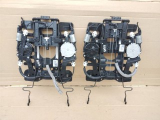 Моторчик регулировки сиденья Audi Q5 8R [рестайлинг] 2012-2017, внедорожник 5 дв., левый руль, 5N0881880G