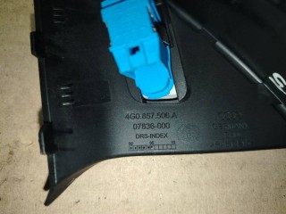 Накладка двери передней правой, ориг. номер 4G2927451A, 4G0857506A, Audi A6 C7/4G 2011-2014