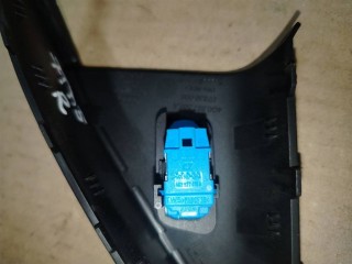 Накладка двери передней правой, ориг. номер 4G2927451A, 4G0857506A, Audi A6 C7/4G 2011-2014