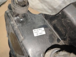 Корпус воздушного фильтра, ориг. номер 8K0133837BF, 8K0133835B, Audi A4 B8/8K 2007-2012