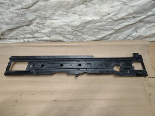 Кронштейн полки багажника Porsche Cayenne 958 2010-2014, внедорожник 5 дв., левый руль, 7P0863599A