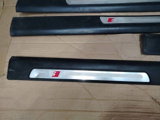 Накладка на порог внутренняя (комплект), ориг. номер 4F0853374K, 4F0853373K, 4F0853375K, 4F0853376K, Audi A6 C6/4F [рестайлинг] 2008-2011