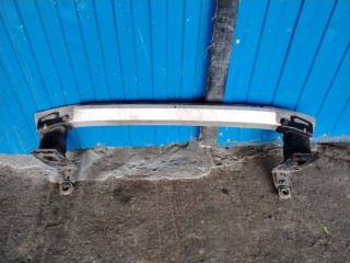 Усилитель бампера переднего, ориг. номер 4L0807133A, 4L0807113A, 4L0807134A, Audi Q7 4L 2005-2009