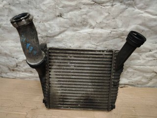 Интеркулер Audi Q7 4L 2005-2009, 3.0 л, АКПП