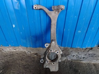 Кулак поворотный правый Audi A6 C6/4F [рестайлинг] 2008-2011