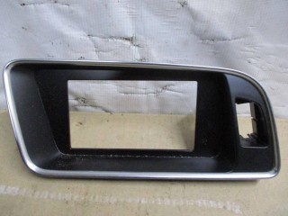 Накладка декоративная на торпедо Audi Q5 8R 2008-2012, внедорожник 5 дв., левый руль, 8R1857186N