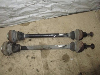 Полуось задняя (приводной вал, ШРУС) Audi A6 C7/4G 2011-2014, АКПП, 8R0501203C