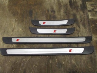 Накладка на порог, ориг. номер 4G0853373B, 4G0853374B, 4G0853375B, 4G0853376B, Audi A6 C7/4G [рестайлинг] 2014-2018