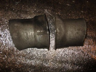Пыльник Audi A6 C6/4F 2004-2008, 4F0407720J