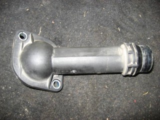 Корпус термостата Audi A4 B7 2004-2009, 2.0 л, МКПП, 038121121B