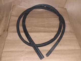 Уплотнитель, ориг. номер 4L0823721, Audi Q7 4L 2005-2009