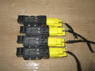 Датчик удара Audi A8 D3/4E [2-й рестайлинг] 2007-2010, седан, левый руль, 4B0959643D