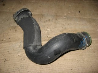 Патрубок интеркулера Audi Q7 4L 2005-2009, 3.0 л, АКПП, 7L6145738A